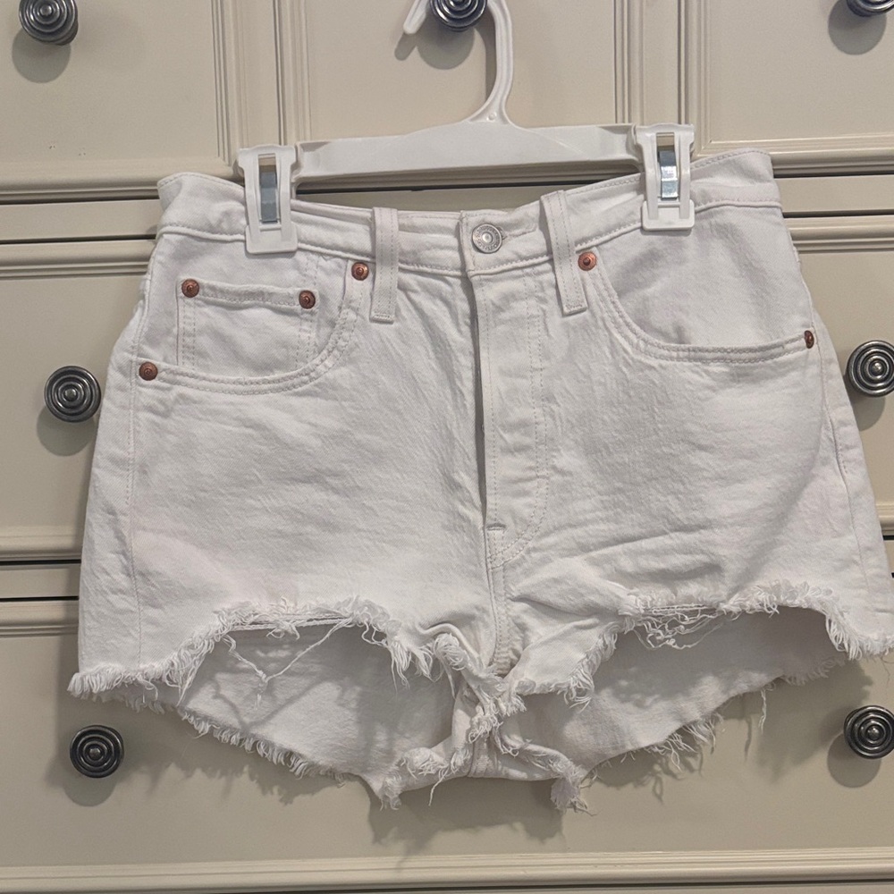 Levi's White Frayed Hem Jean Shorts